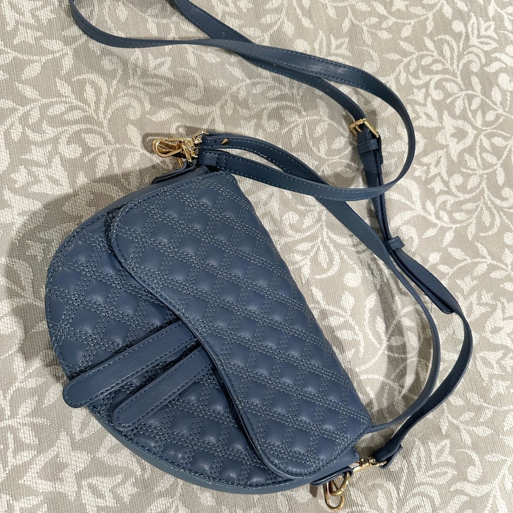 Urban Expressions Quilted Crossbody Bag